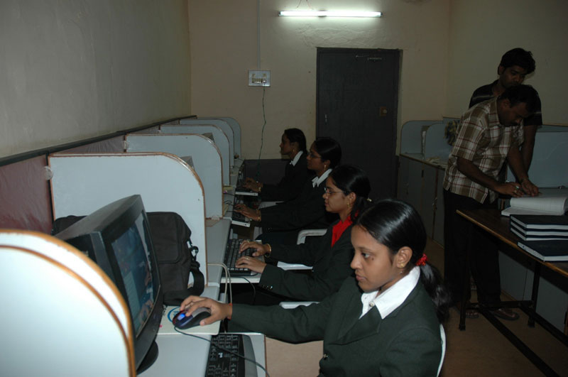 Hillside-pharmacy-college